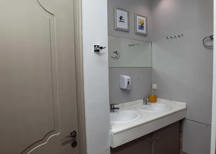 Barhouse Ferienhaus Katsíngrion